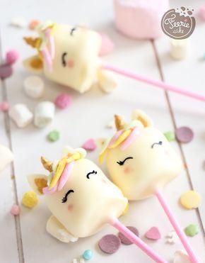 marshmallow unicorn cake pops
